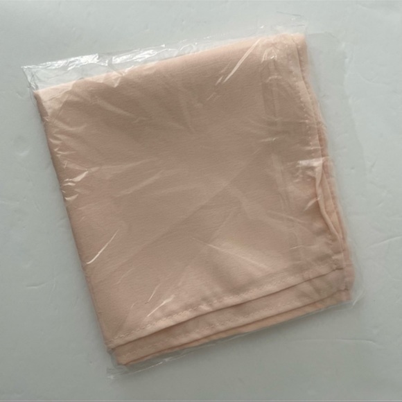 Blush pink cloth napkins (set of 18) - Picture 3 of 4